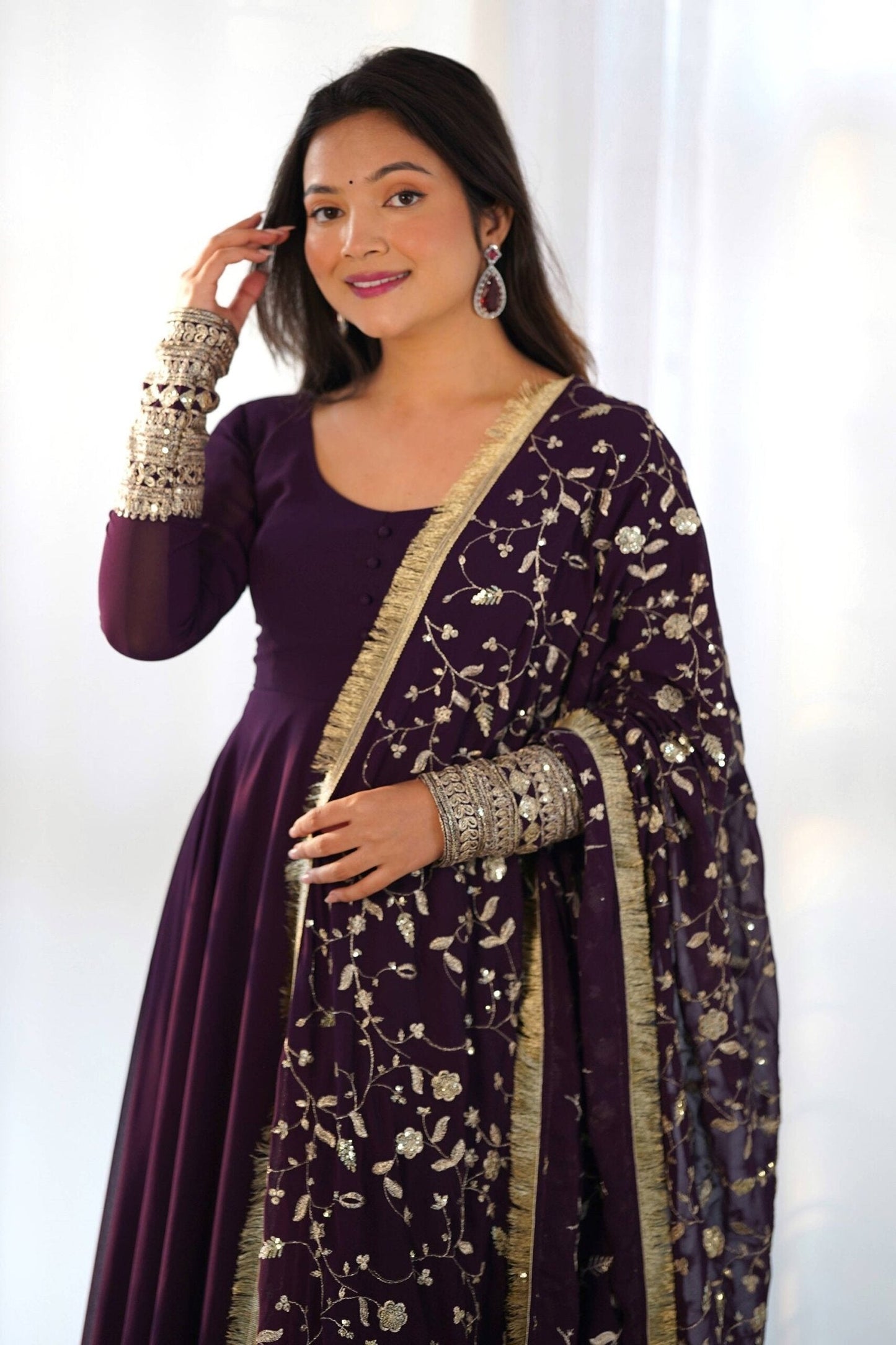 Luxurious & Chic