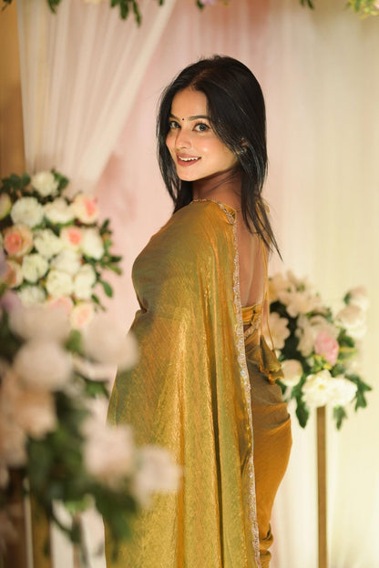 Luxurious Two-Tone Fendy Chiffon Saree